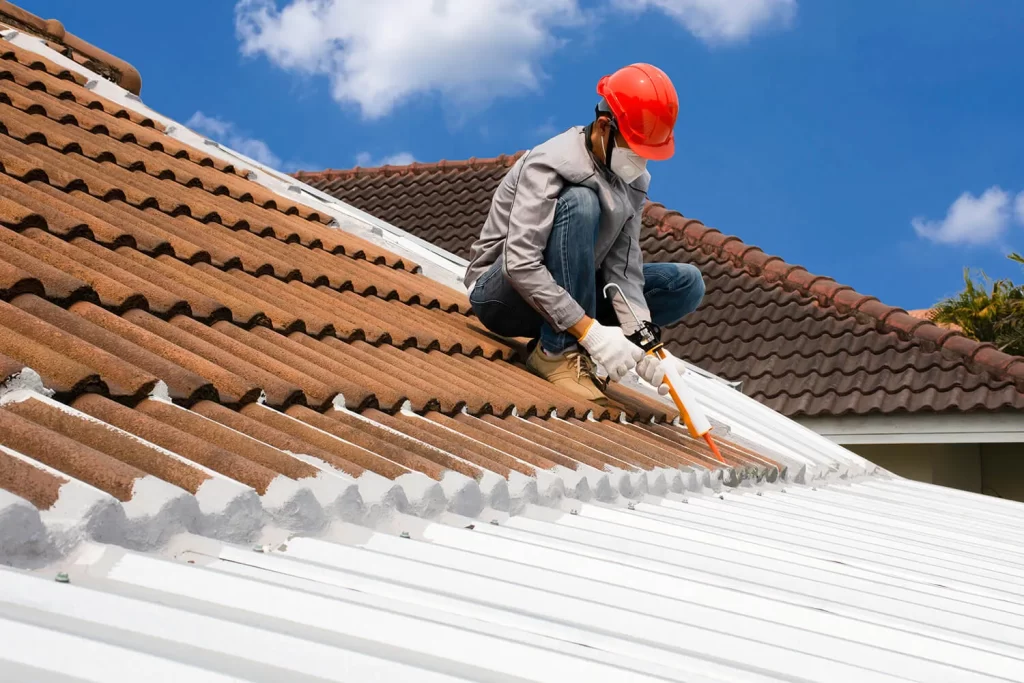 1500px_Roof-Repair_shutterstock_1710931795